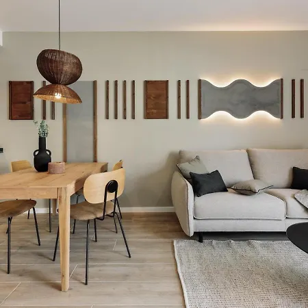 Tilapa - 2 Bedrooms And Terrace In Sant Antoni Apartment *